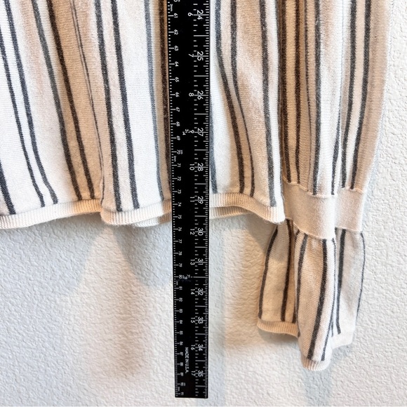 Hinge Striped Sweater Small Long Sleeve Tie Back Cream Gray Knit Preppy Boho - Picture 7 of 9